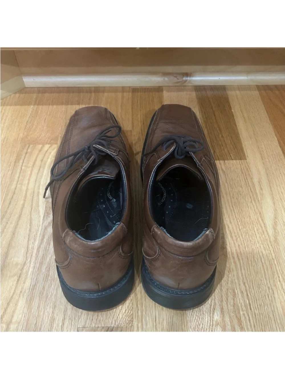 Dockers Brown Leather square toe Oxford Men's Dress Shoes 9